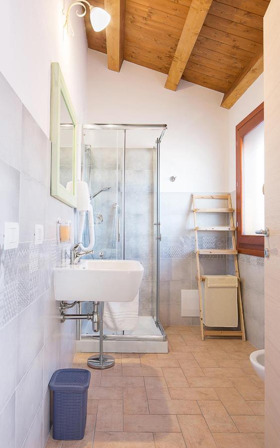 Edomat Bed & Breakfast Monserrato Luaran gambar
